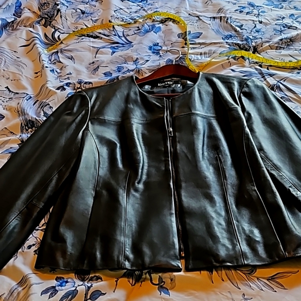 Kasper black leather jacket